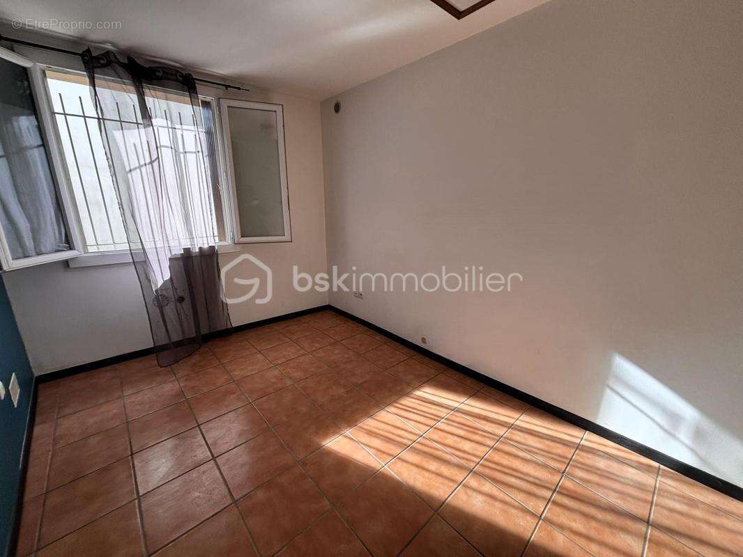 Appartement à FLORENSAC