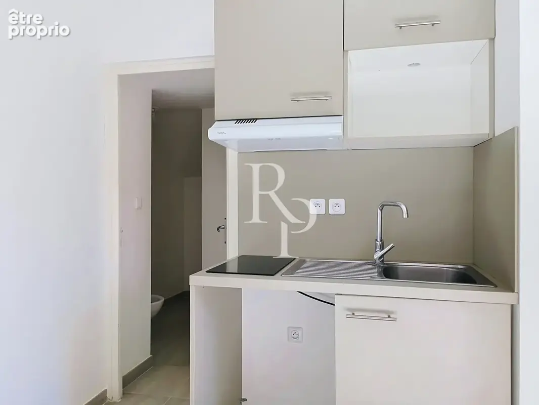 Studio en vente à Fourvière   Lyon 69005 - photo 3