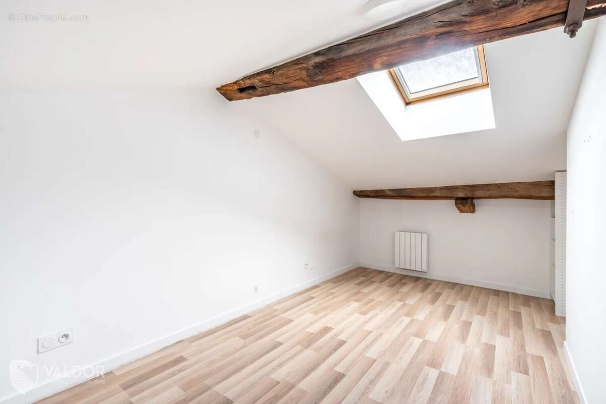Appartement à THOISSEY