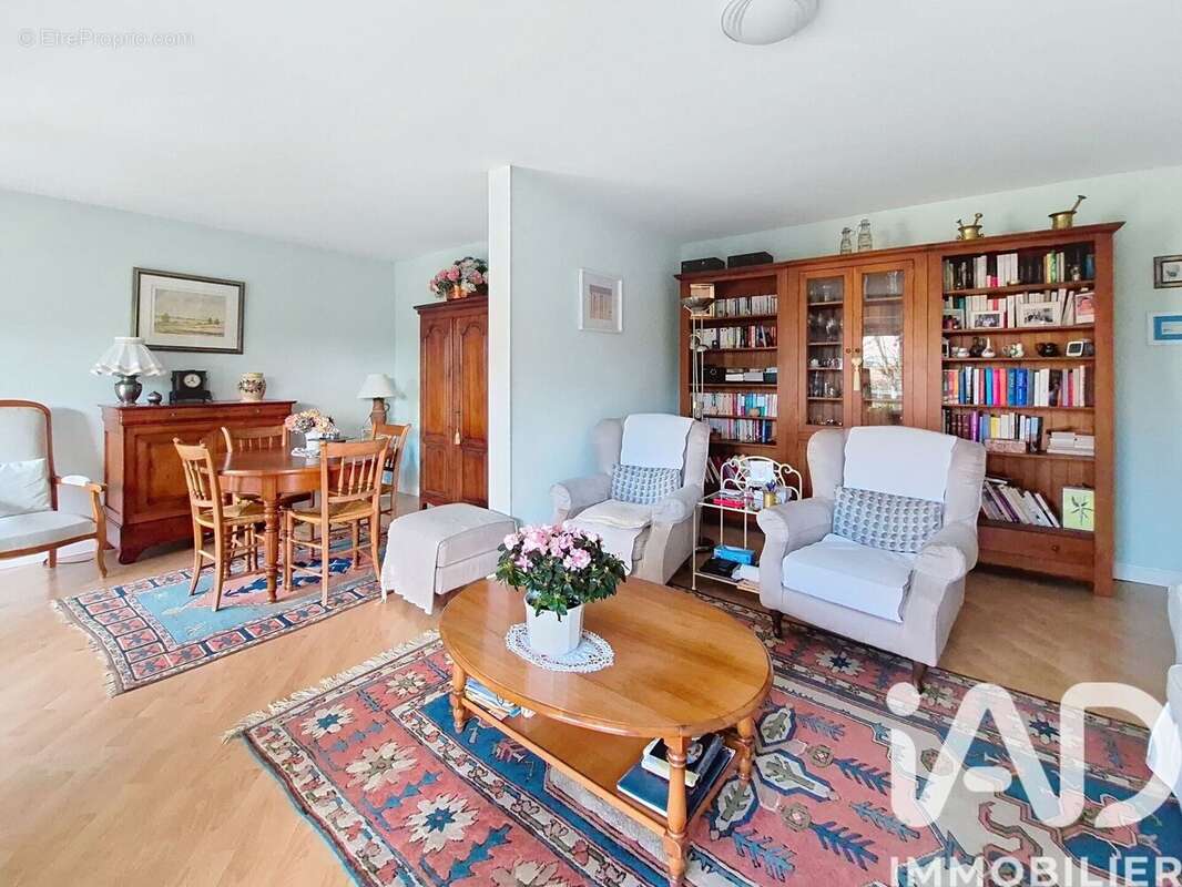 Photo 4 - Appartement à VERNEUIL-SUR-SEINE