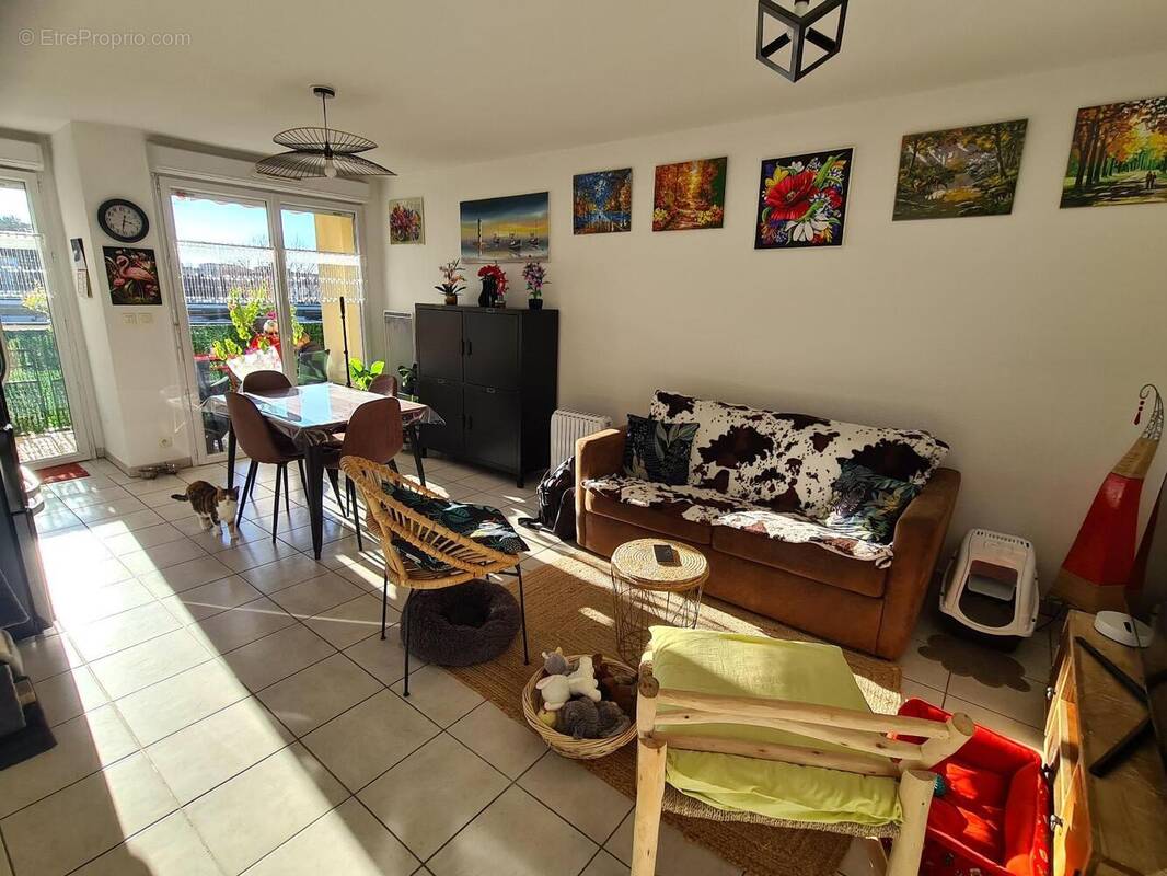   - Appartement à L'ISLE-JOURDAIN