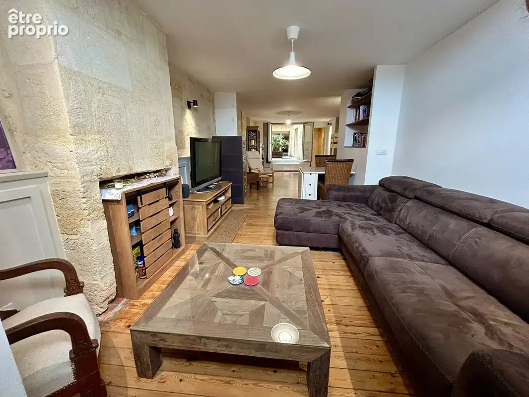 Appartement T2 traversant Porte de Bourgogne - photo 2