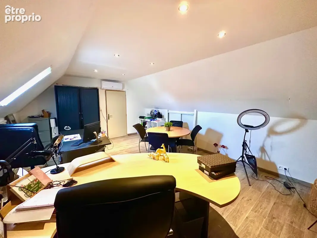 Maison de village  rue Maninat + dépendances - photo 23