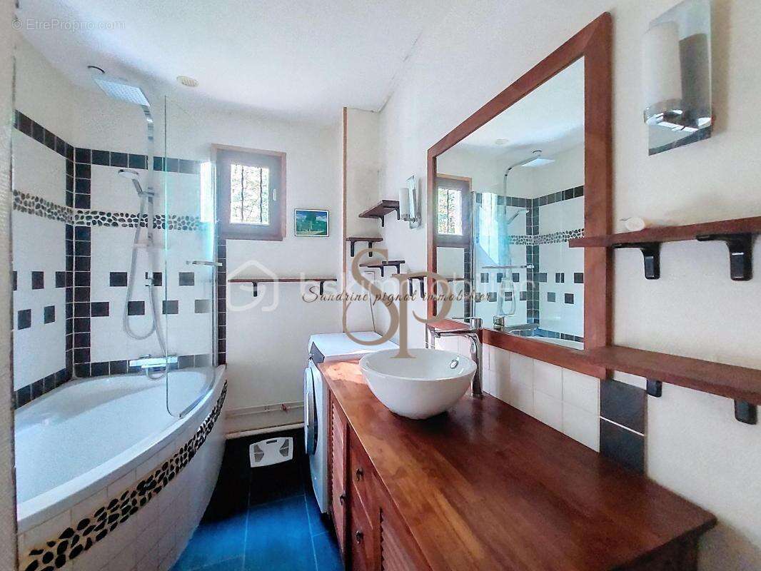 Maison à BAZOCHES-SUR-LE-BETZ