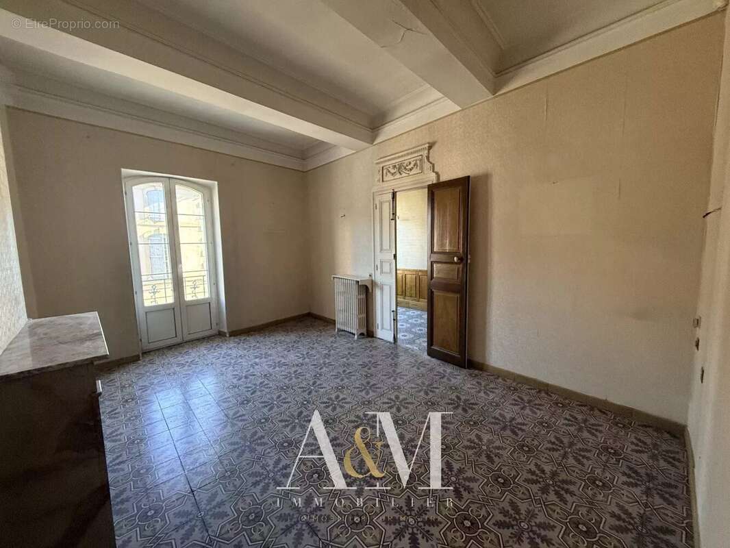 Appartement T5/T6 de 150 m² av patio et balcon - photo 9