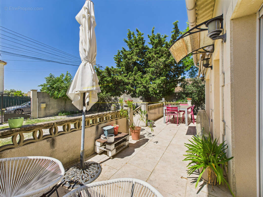 Maison à VALREAS
