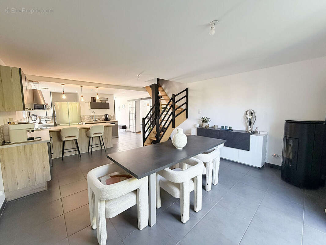 A vendre - loft  saint contest / cairon 7 pièce(s) 170 m2 - photo 5