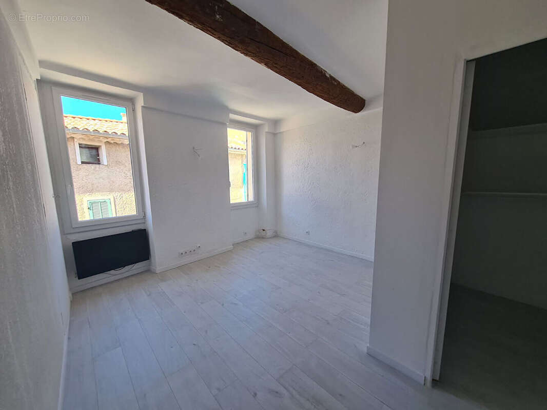 Appartement à OLLIOULES