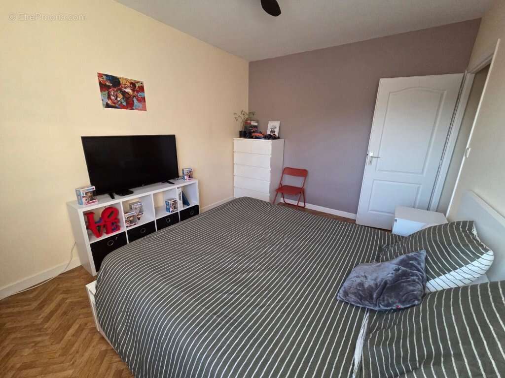 Appartement 180 m² à Le Creusot  - photo 6