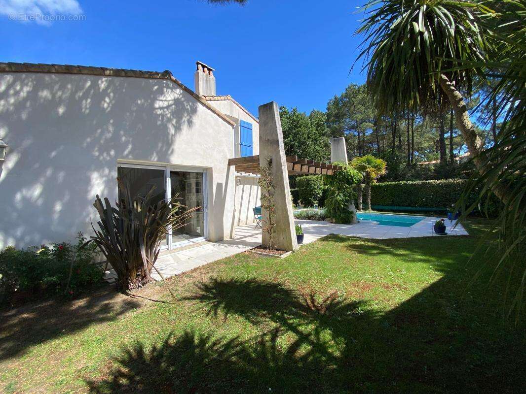 Maison à LES MATHES