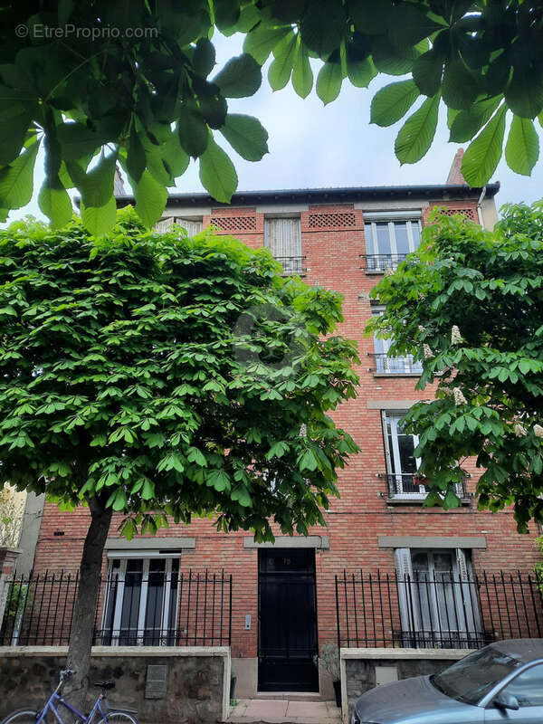 Appartement à SAINT-MAUR-DES-FOSSES