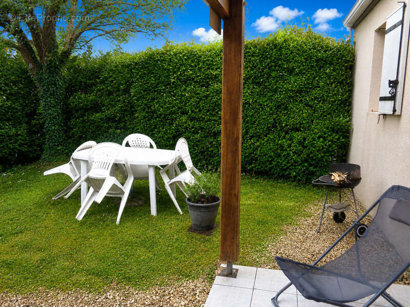 Maison à vendre 2 pièces OZILLAC (17) 2 pièces avec jardin privatif – Proche thermes de Jonzac - photo 8