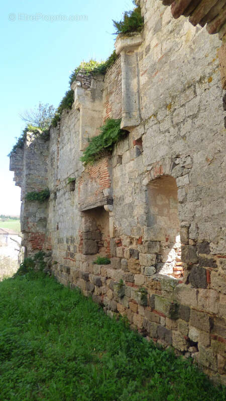 Chateau xii eme - photo 16