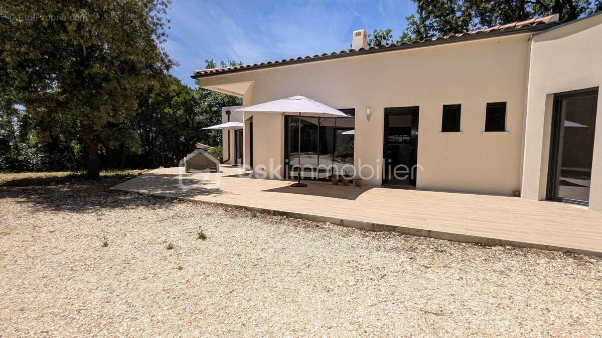 Maison à LES MATELLES