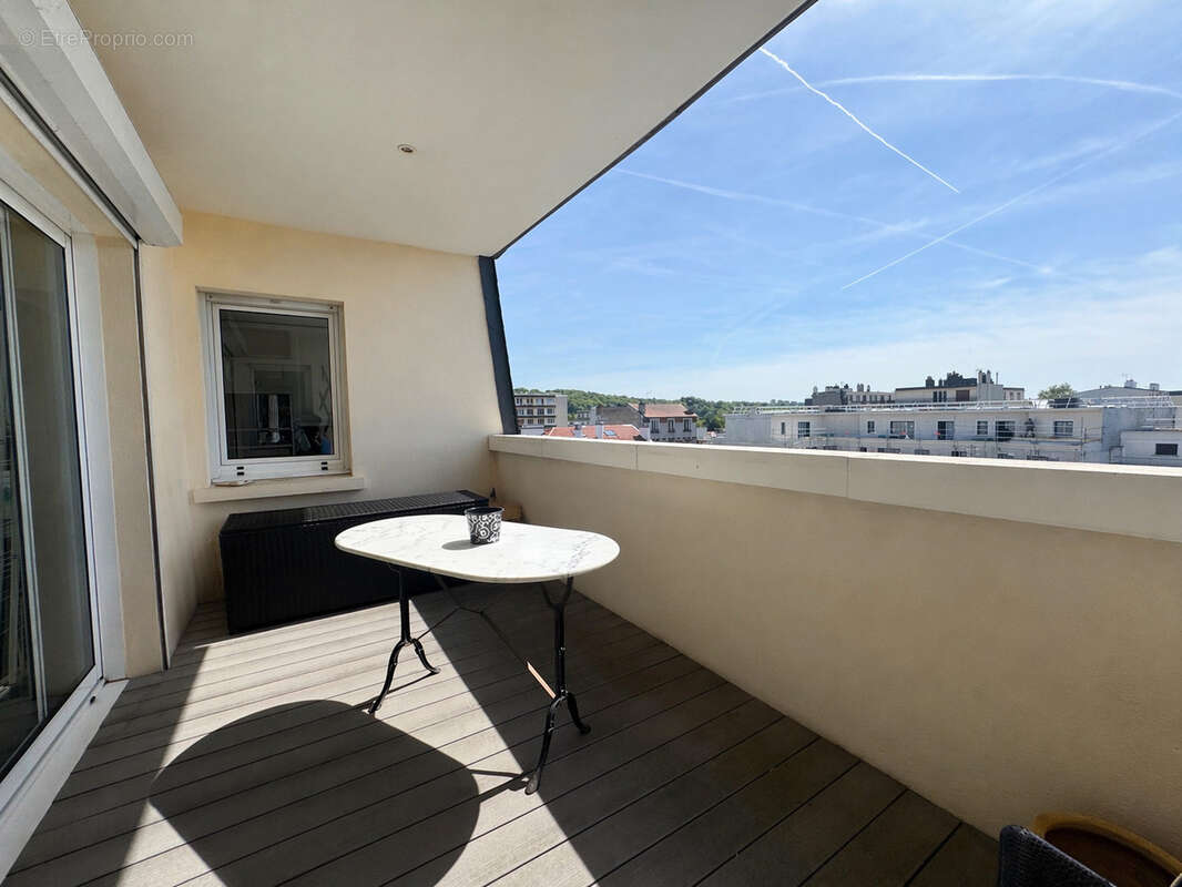 Appartement à SAINT-MAUR-DES-FOSSES
