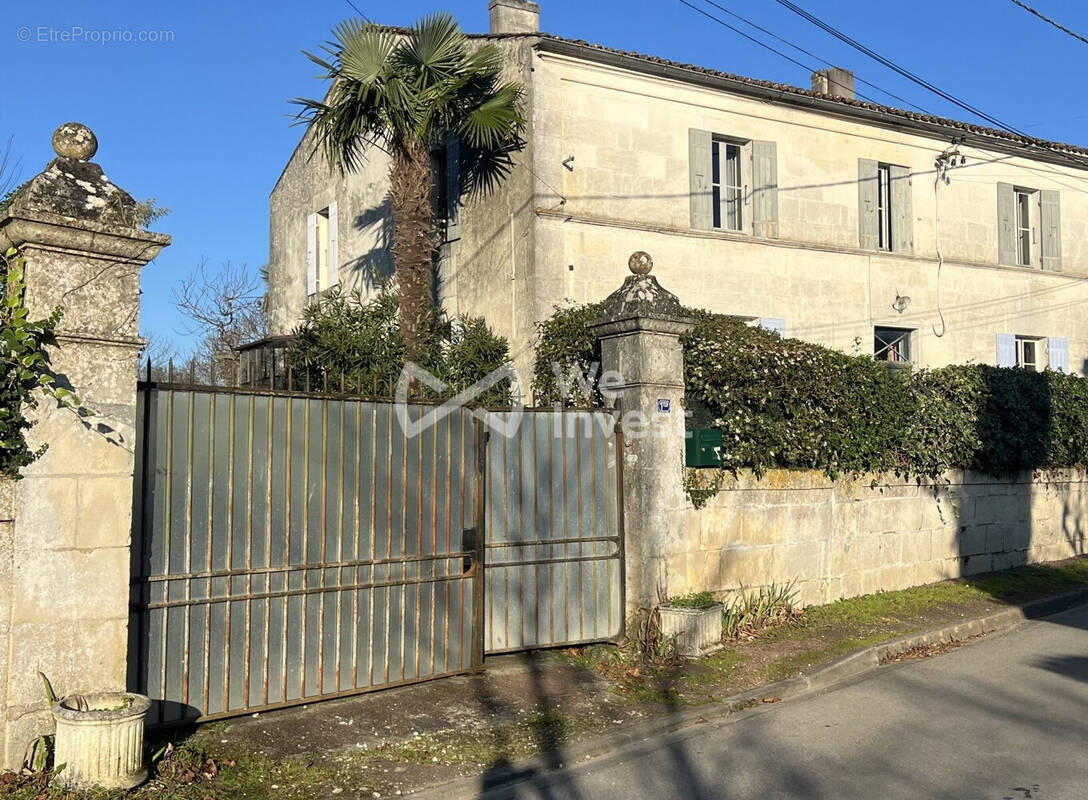 Maison à SAINT-PORCHAIRE