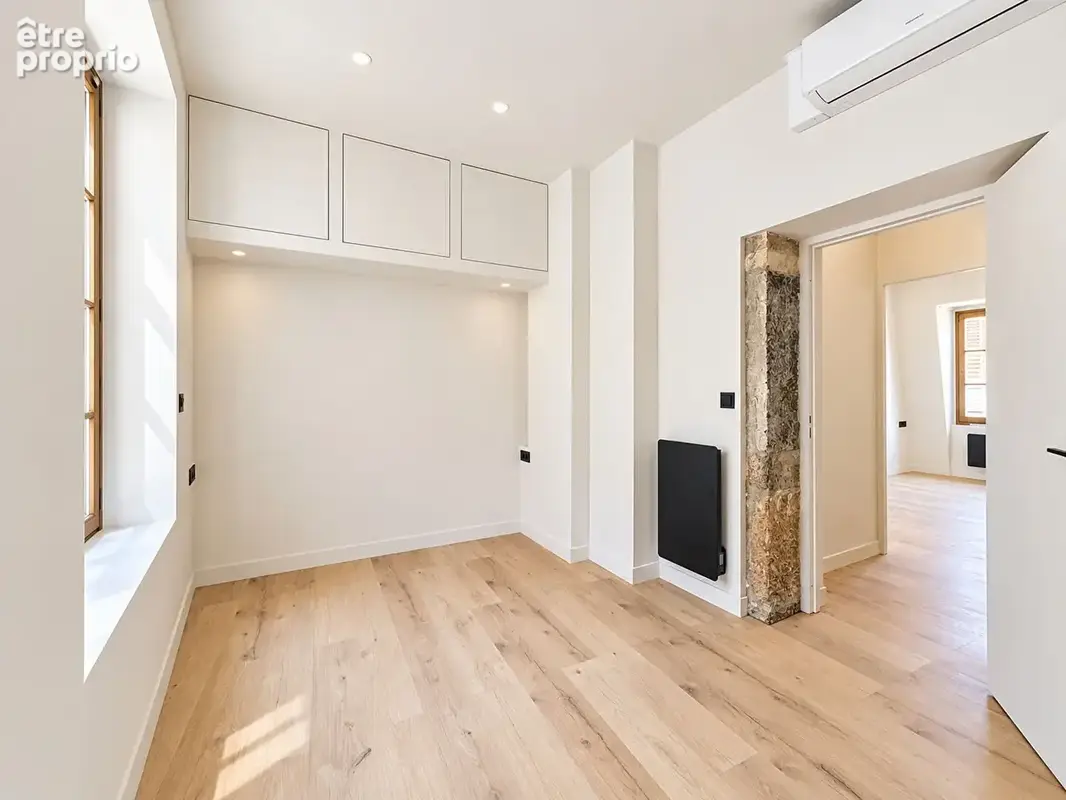 Lyon 02 - Bellecour - T3 -  69 m² - photo 6