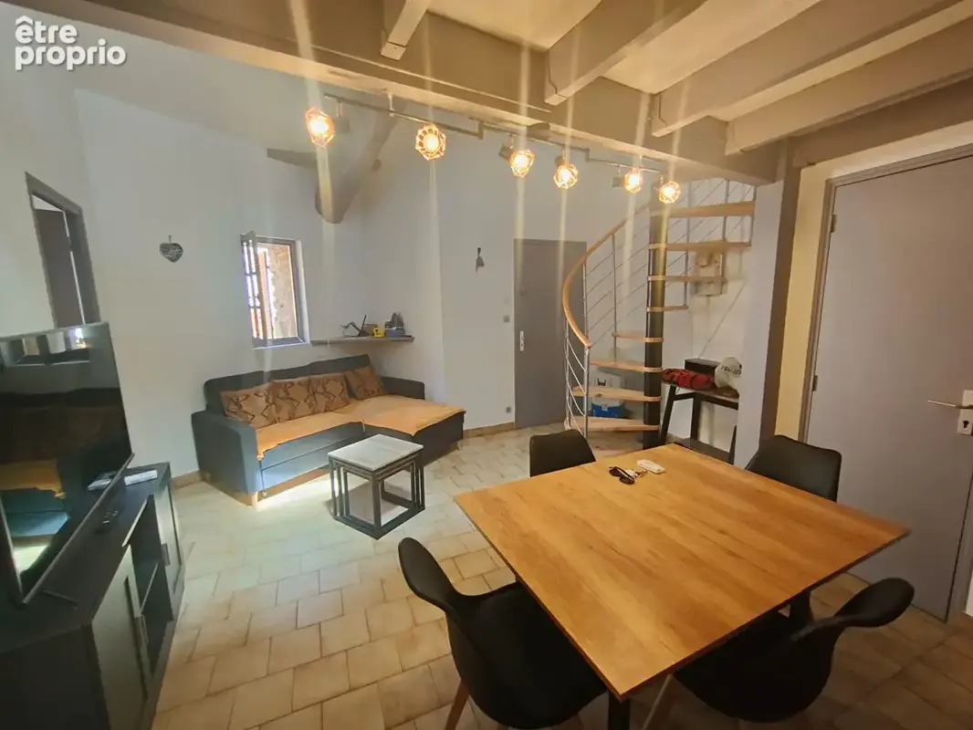 Appartement meublé au centre-ville d'Agde , dernier étage , Idéal investissement ou pied-à-terre - photo 4