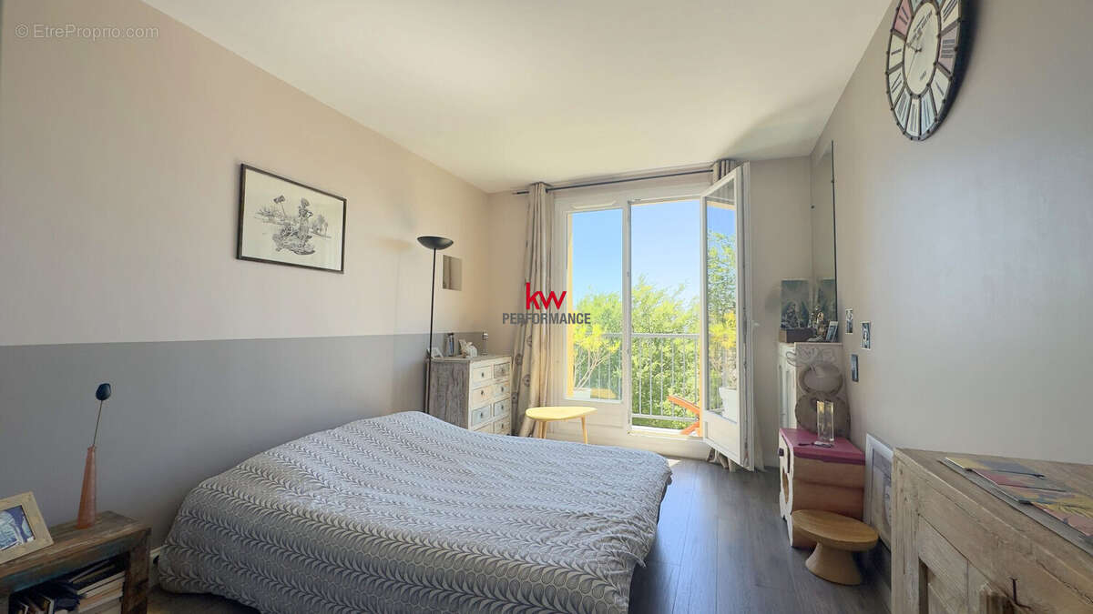 Appartement 78 m² à Montmorency  - photo 8