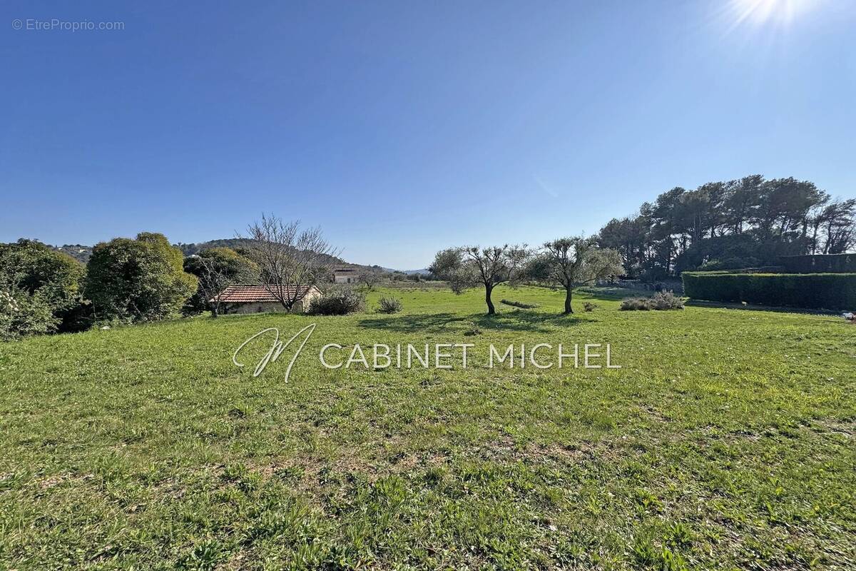 Terrain à GRASSE