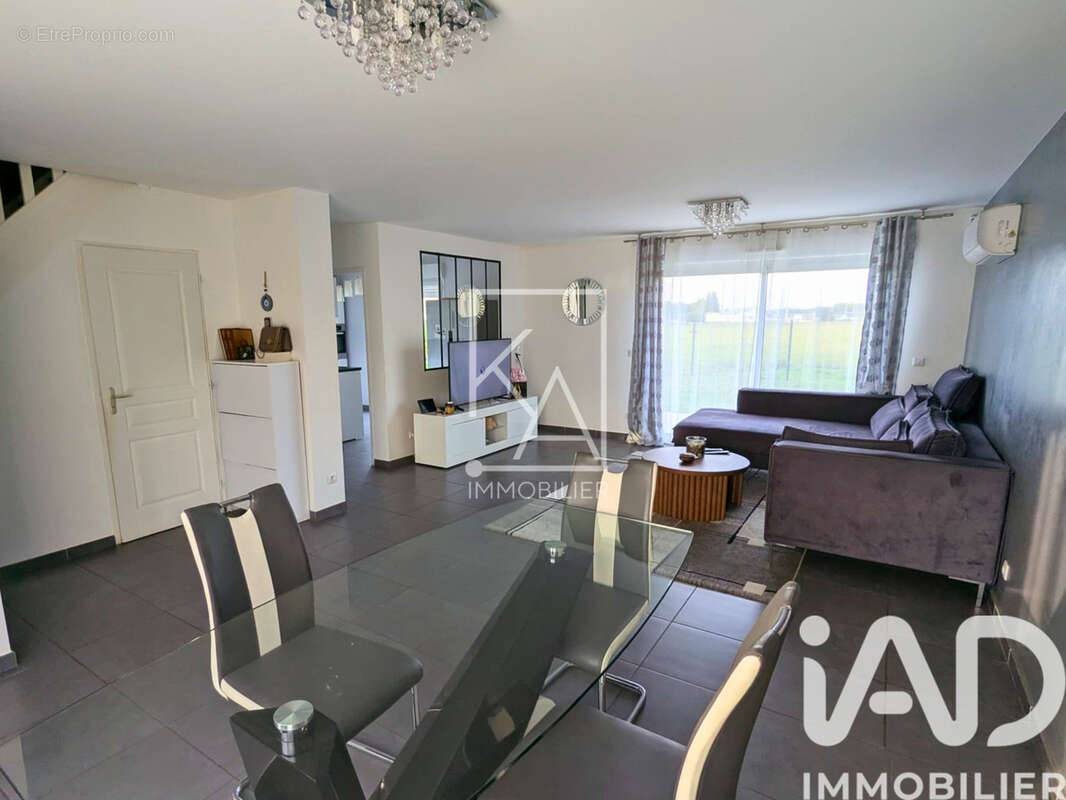 Photo 6 - Maison à BALLANCOURT-SUR-ESSONNE