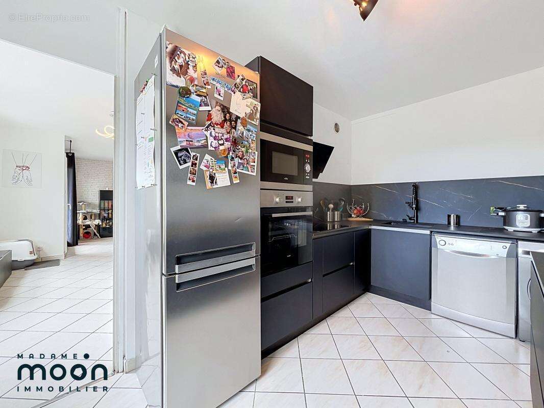 Appartement à OULLINS