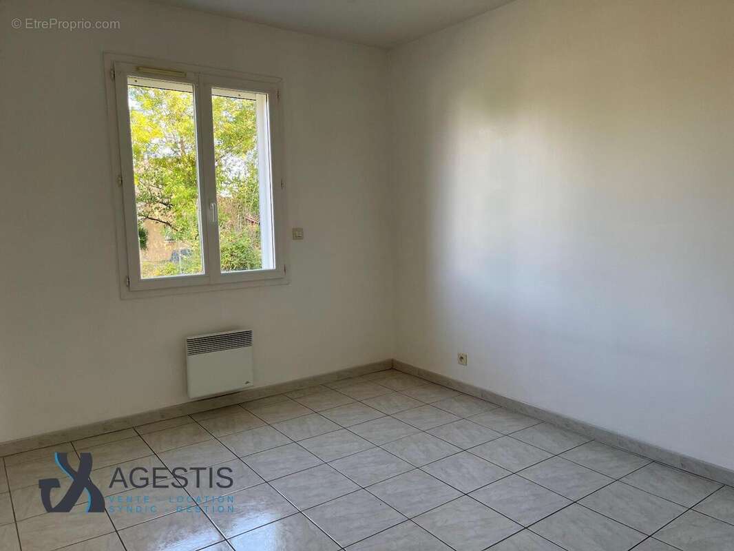   - Maison à SAIX