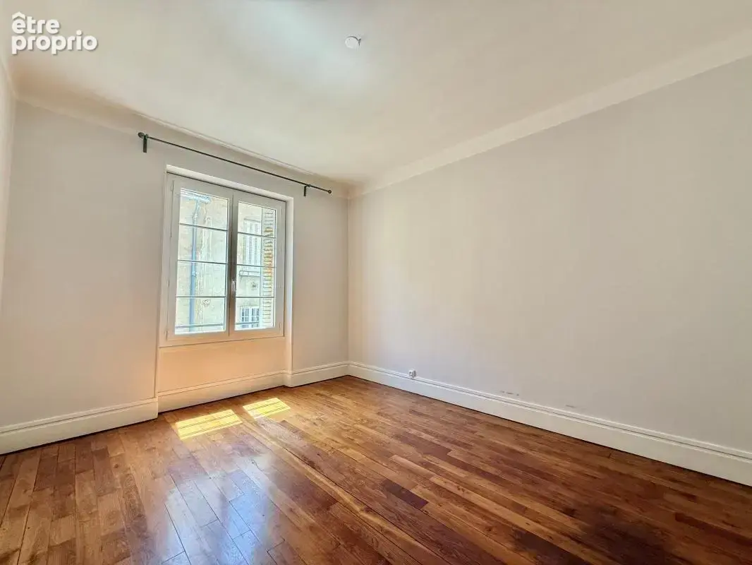 Appartement T3 avec cave et grenier, propre, stationnement aisé - photo 10