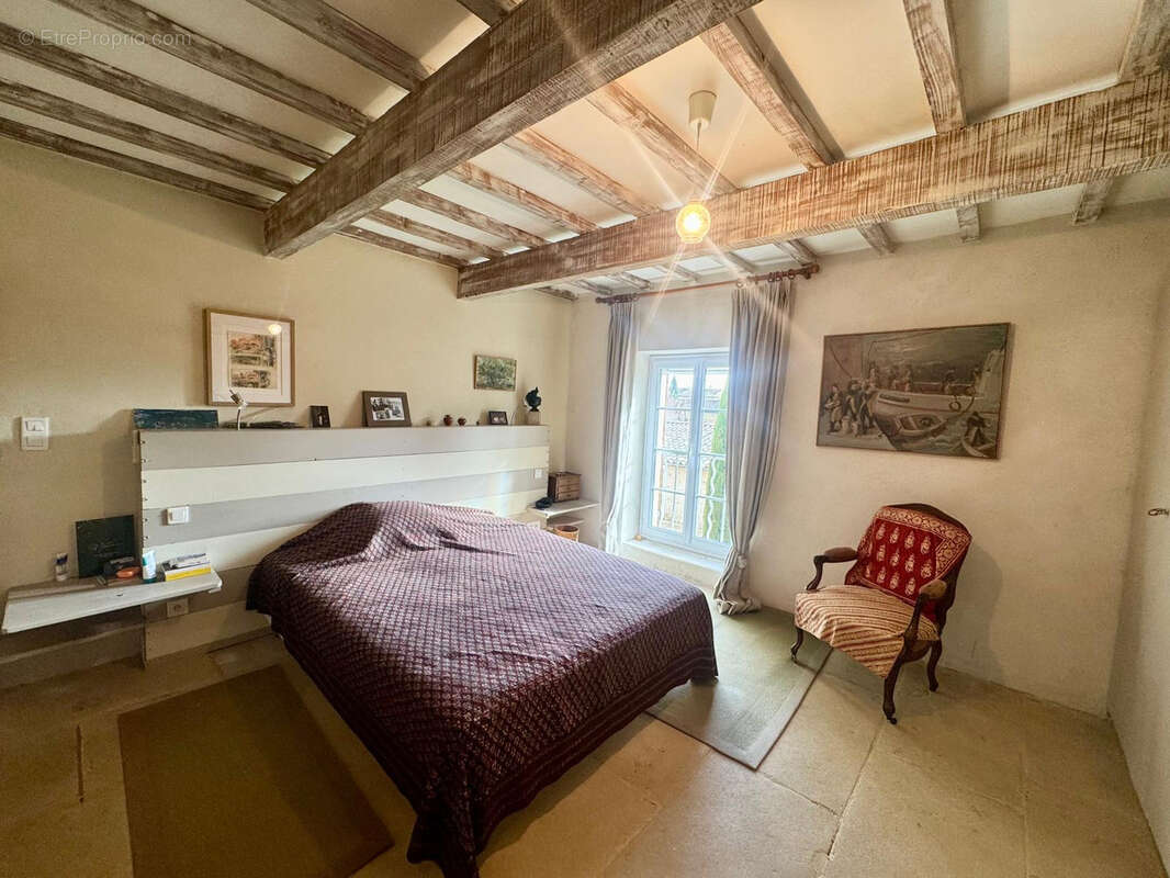 Maison à GRIGNAN