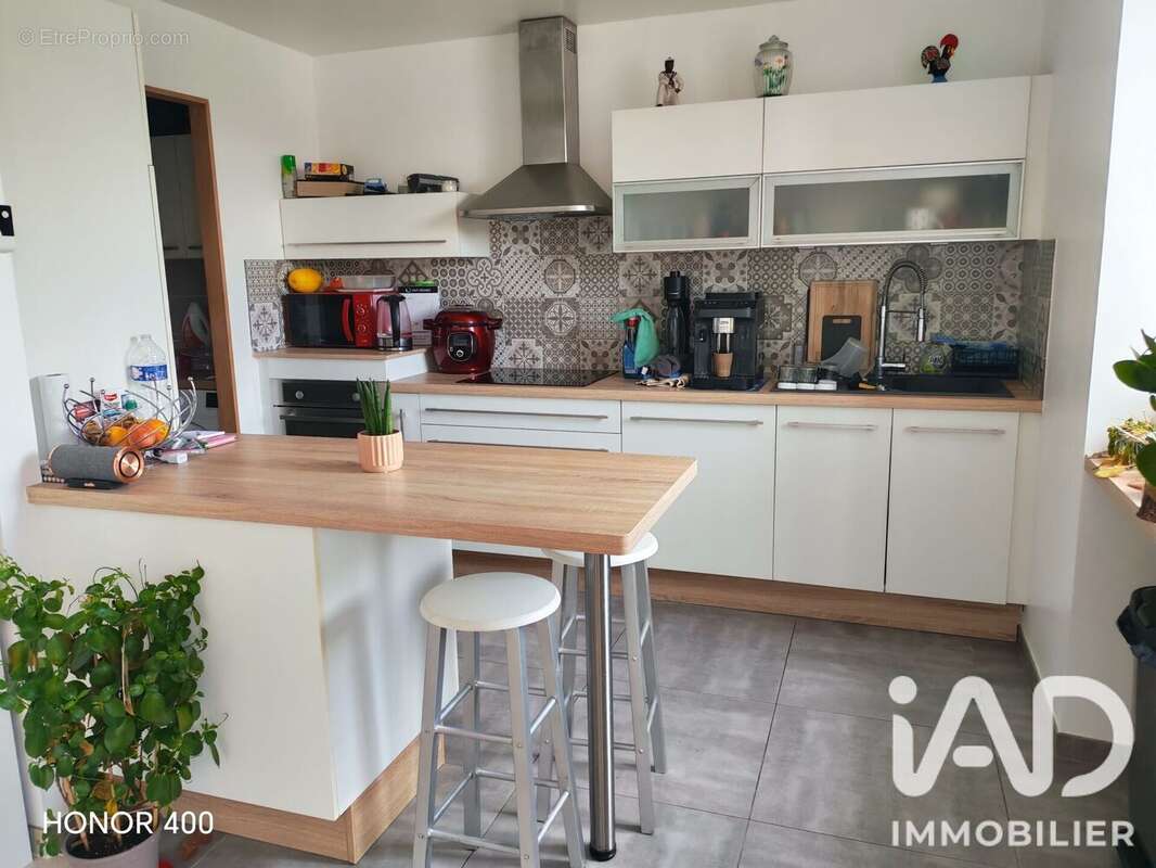 Maison 145 m² à Saint-Aubin-Du-Plain  - photo 4