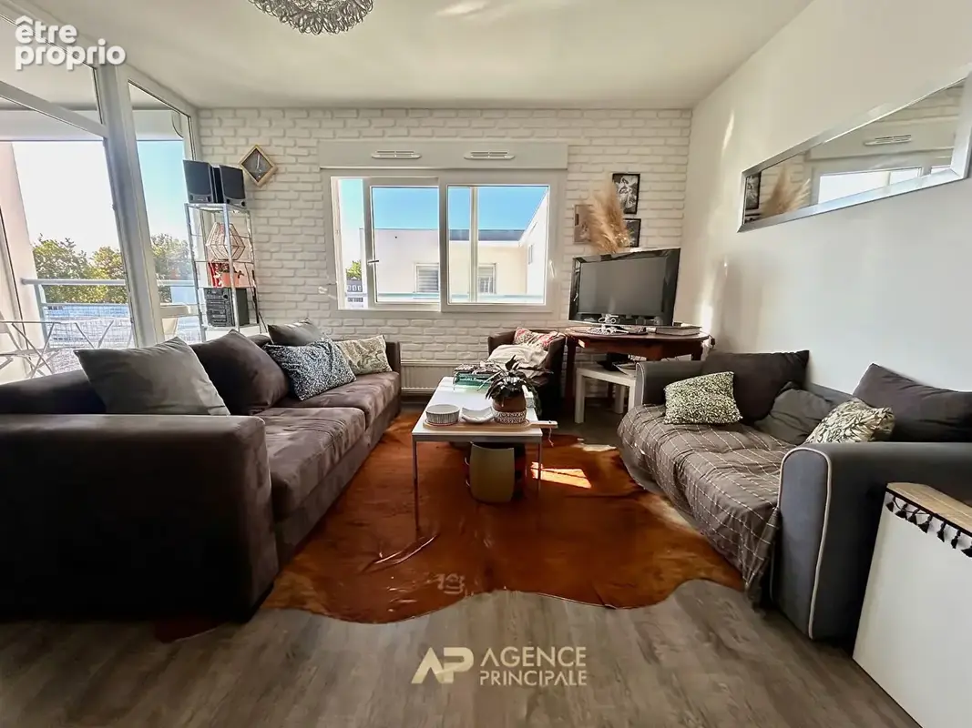 Appartement T3 57 m² avec parking - La Ville en Bois - La Rochelle - photo 3