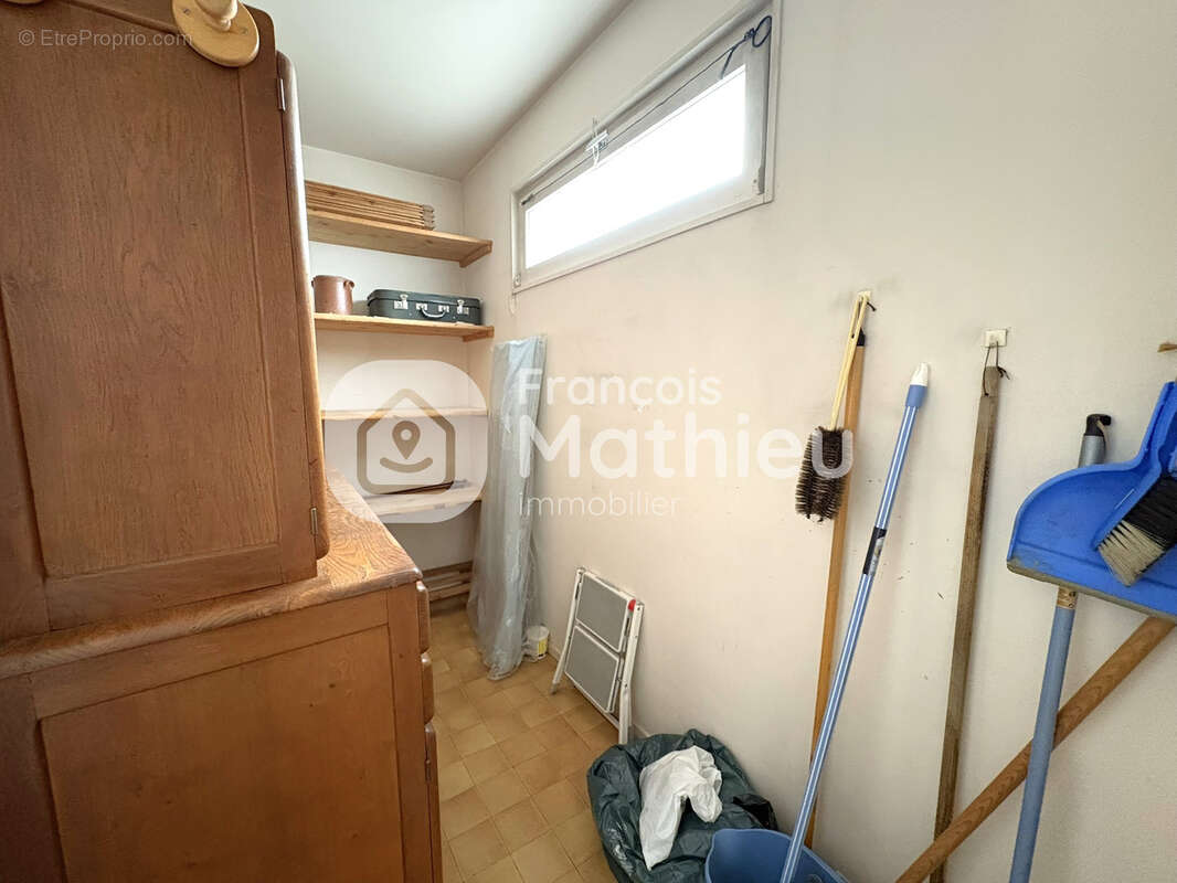 Appartement à PERONNAS