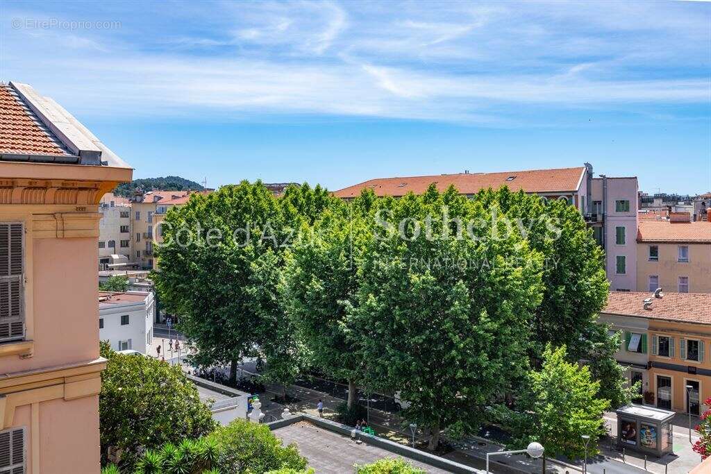 Nice Carré d'or. 3/4 pièces rénové grande terrasse, balcon, vue dégagée - photo 4