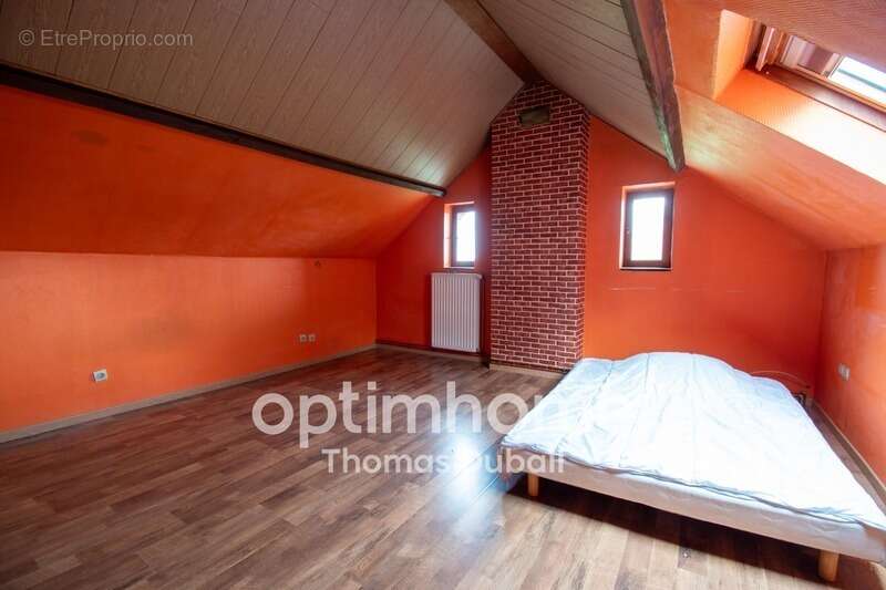 Maison de campagne semi plain-pied sur plus de 5 800 m² - photo 7