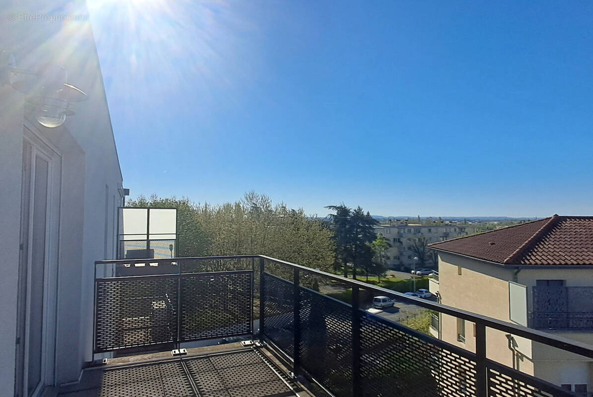 Appartement à BRON