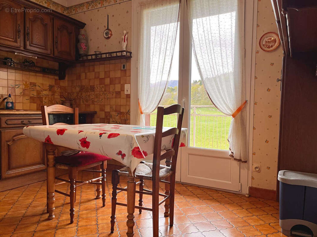 Maison à Lavelanet - photo 4