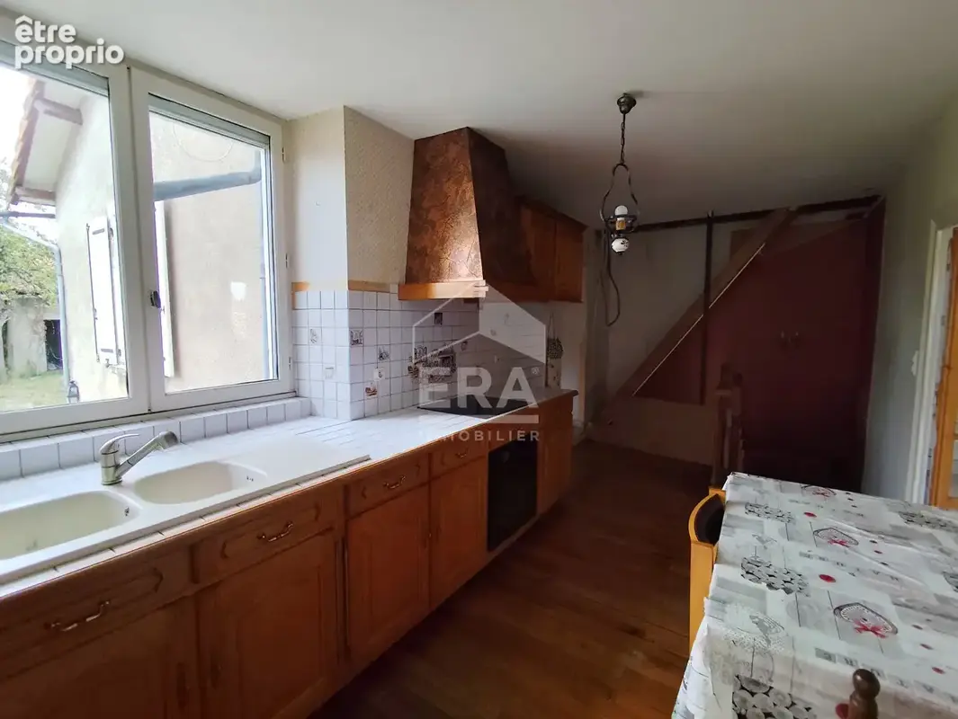 Maison 7 pièces 127 m² à vendre à Champagne-Mouton (16350) - photo 5