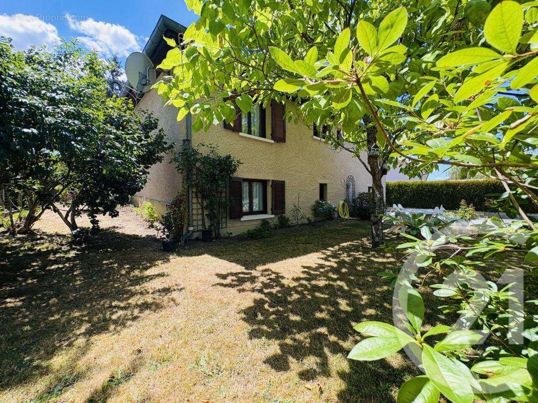 Maison 155 m² à Peyrat-De-Bellac  - photo 37