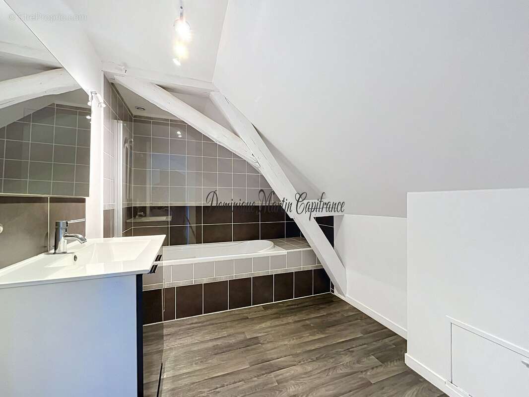 Parigne l'eveque centre(72)-maison à vendre 5 pièces - 87 m² – 4 chambres – jardin – dpe c - photo 11