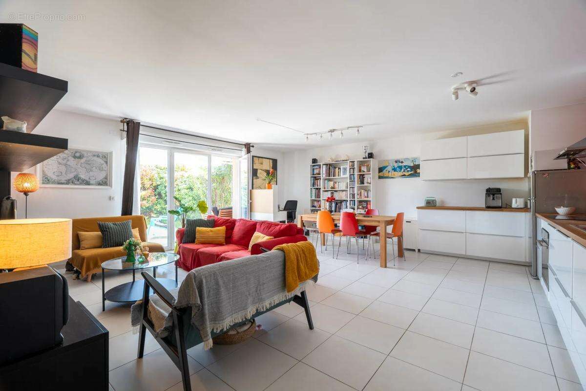 Appartement à MARSEILLE-13E
