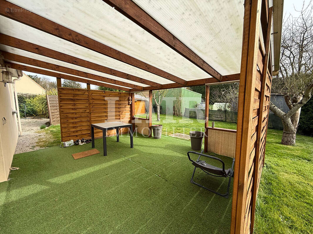 Maison à SAINT-OUEN-DE-MIMBRE