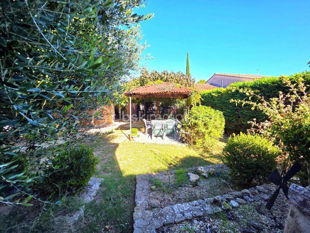 Maison à PONT-SAINT-ESPRIT