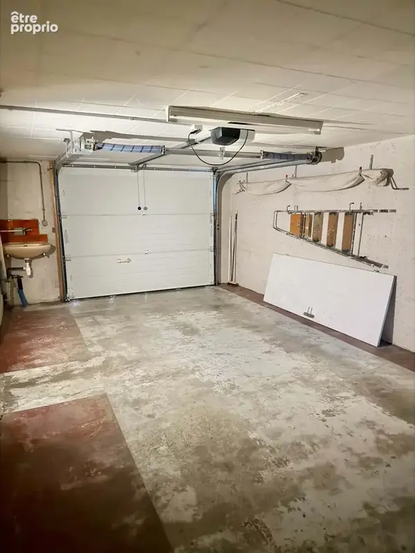Maison mitoyenne avec jardin et garage   Riom - photo 8