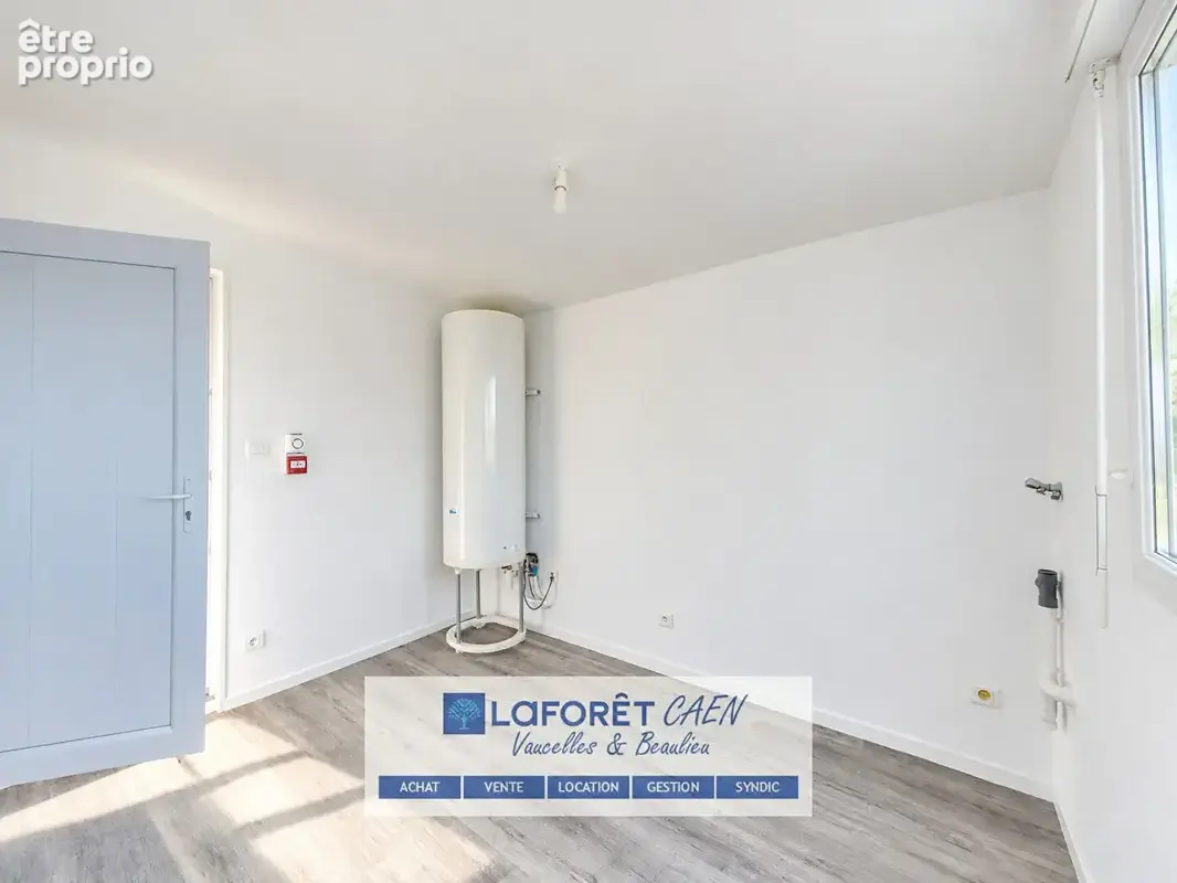 Ensemble immobilier bureaux + espace de stockage + appartement 3 pièces - photo 15