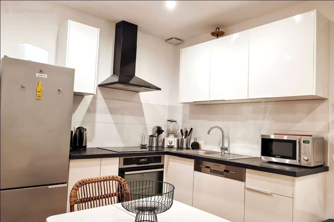 cuisine ouverte - Appartement à LA CIOTAT