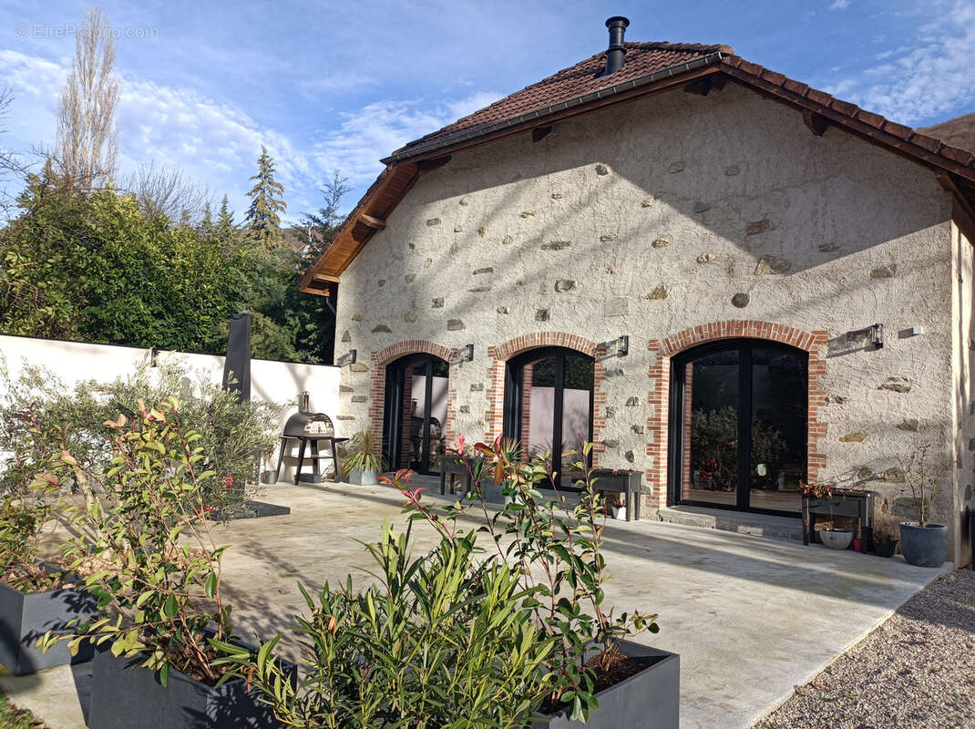 Maison à VIF
