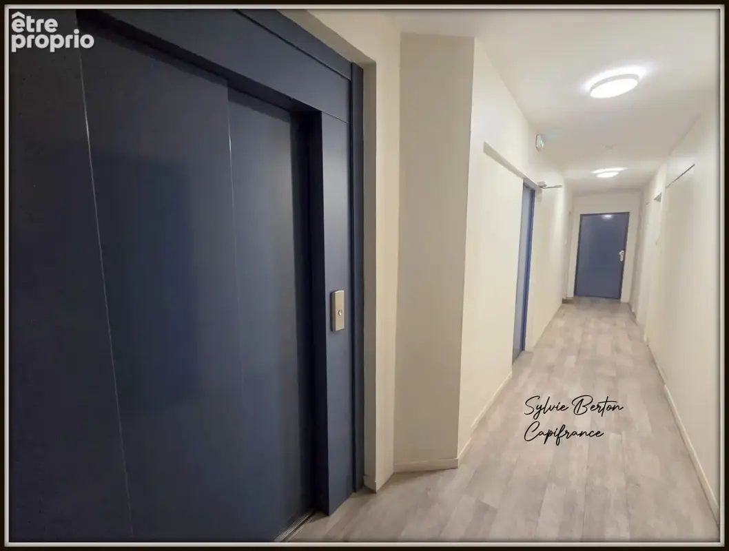 VAUJOURS - Appartement T3 de 72 m3 avec balcon, box et place de parking - photo 12
