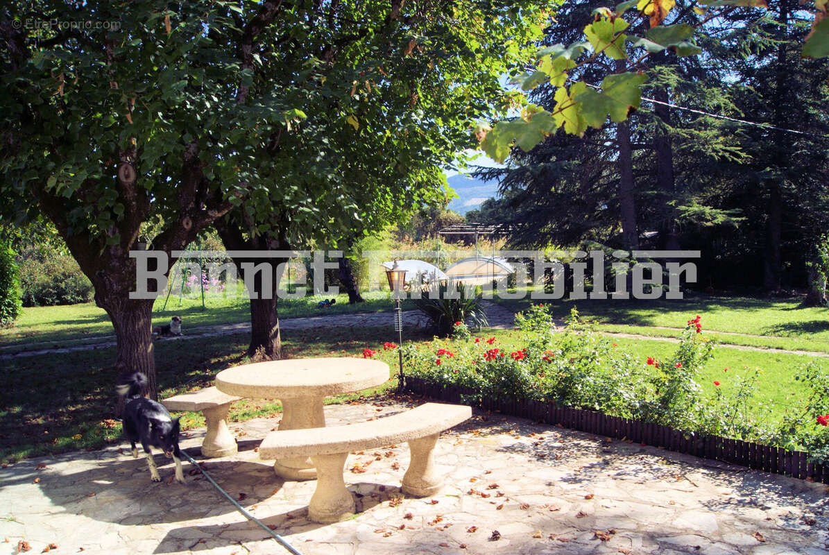 Maison à SAINTE-JALLE