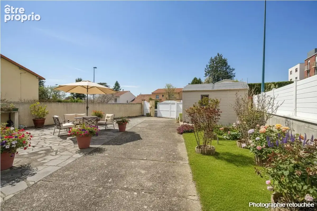 Maison 4 pièces 114 m² à vendre à Clermont-Ferrand (63100) - photo 2