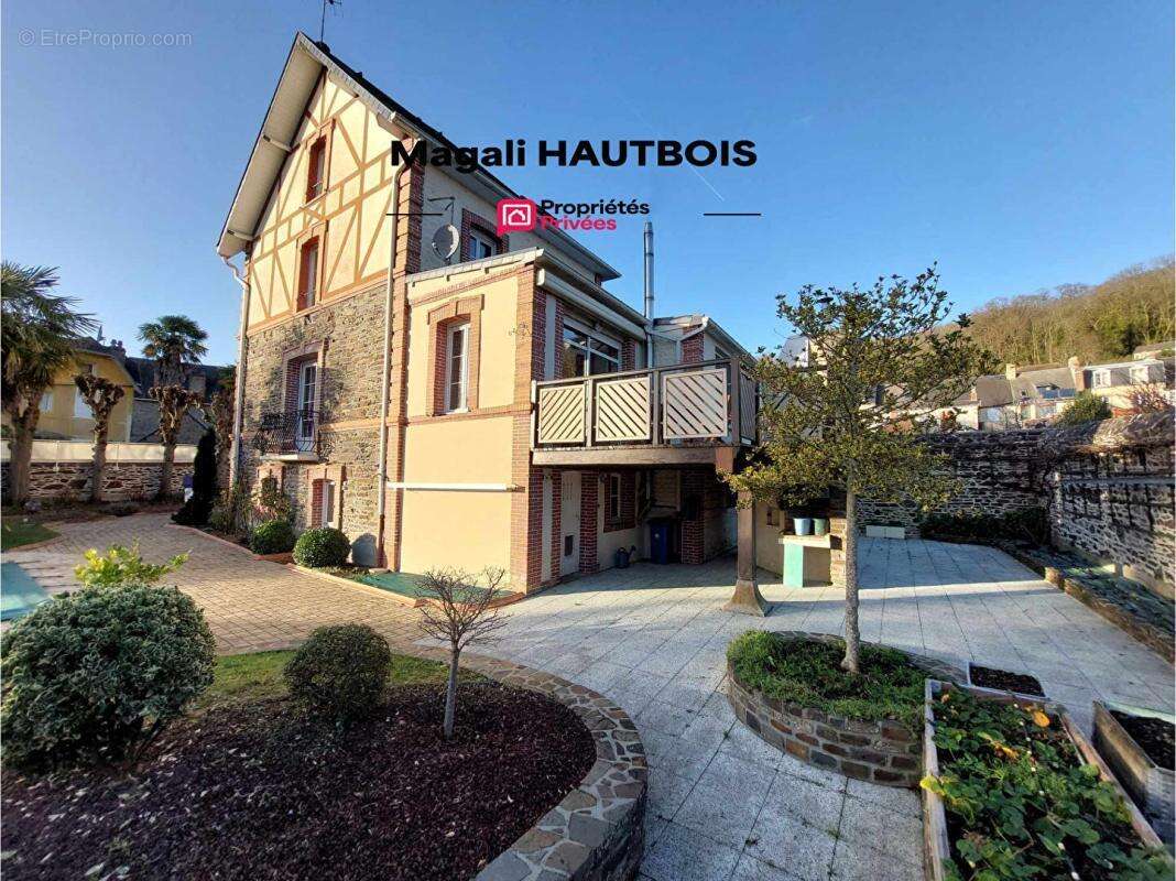 Maison à SAINT-JEAN-LE-THOMAS